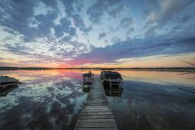 Sunset at a Minnesotan lake. 